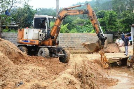 Hạ Long chậm trễ trong khắc phục hậu quả "lũ bùn"