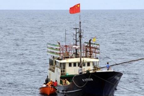 Tàu cá Trung Quốc bị chìm do va chạm với tàu hàng gần Senkaku/Điếu Ngư
