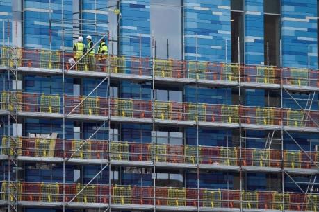 Anh duy trì ngân sách cho lĩnh vực nông nghiệp và đầu tư hạ tầng