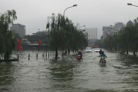 Hà Nội chuẩn bị phòng, chống mưa ngập như thế nào?