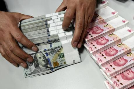 Vốn chảy ra ngoài, dự trữ ngoại tệ của Trung Quốc giảm