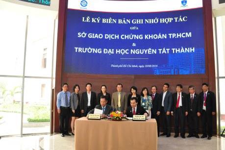 HOSE và Trường Đại học Nguyễn Tất Thành thúc đẩy hợp tác