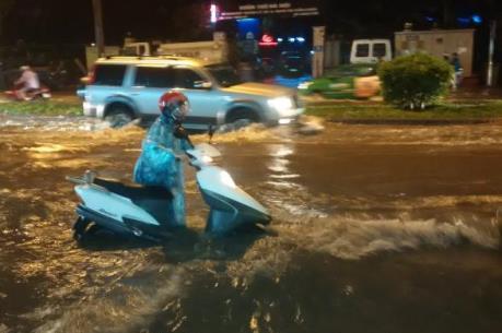 Dự báo thời tiết 6-12 giờ tới: Bão số 3 di chuyển 15 km/h theo hướng Tây