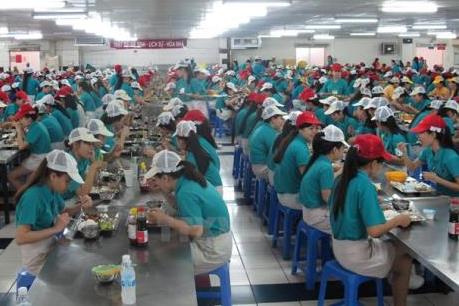 Xử phạt 2 cơ sở vi phạm về an toàn thực phẩm trong các khu, cụm công nghiệp