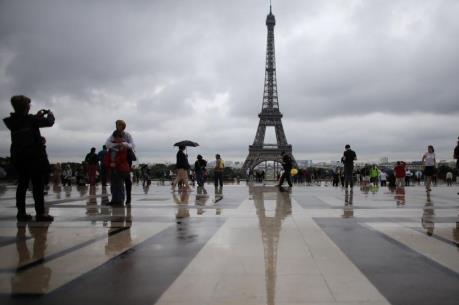 Du lịch Paris thiệt hại 750 triệu euro