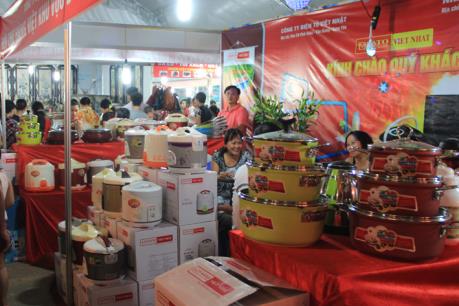 Khai mạc Hội chợ triển lãm Nông nghiệp - Thương mại khu vực Đông Bắc