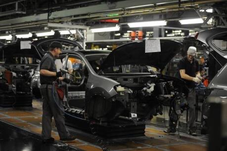 Đơn đặt hàng xuất khẩu của nước Anh tăng cao nhất trong 2 năm qua