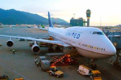 Máy bay của hãng United Airlines phải hạ cách khẩn cấp xuống sân bay Ireland