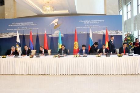 EAEU sẽ chuyển sang chế độ thương mại tự do với Việt Nam từ tháng 10 tới