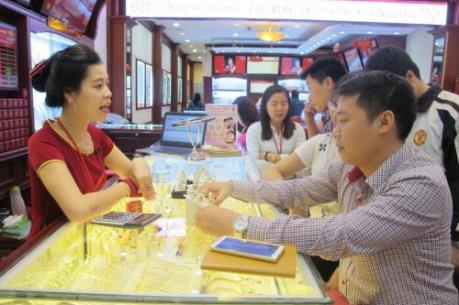 Giá vàng hôm nay 7/12 biến động nhẹ