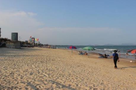 Biển Vũng Tàu đẹp hơn trong mắt du khách