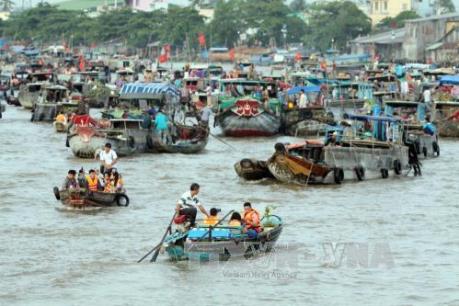 Xem xét việc hỗ trợ vốn đầu tư đối với khu vực Đồng bằng Sông Cửu Long