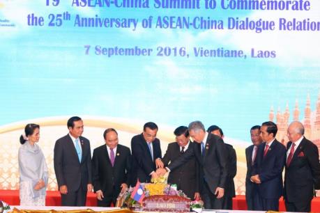 Thủ tướng Nguyễn Xuân Phúc dự Hội nghị Cấp cao ASEAN lần thứ 29