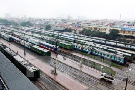 Phê bình nghiêm khắc lãnh đạo Tổng công ty Đường sắt về việc mua tàu cũ