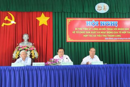 Bí thư Tỉnh ủy Long An đối thoại trực tiếp với dân về sản xuất và tiêu thụ thanh long