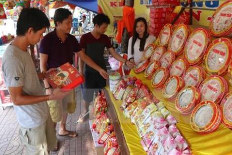Sức mua yếu, bánh Trung thu bắt đầu giảm giá