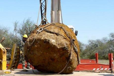 Phát hiện khối thiên thạch khổng lồ tại Argentina