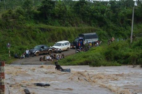Bão số 4 và mưa, lũ làm chết và mất tích 17 người