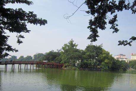 Dự báo thời tiết 19/9: Bắc Bộ và Trung Bộ nắng nhẹ, Nam Bộ mưa dông