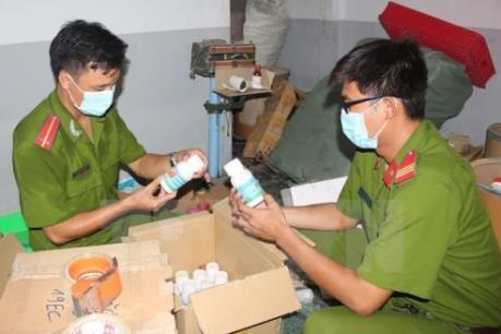 Nhiều vi phạm trong kinh doanh thuốc bảo vệ thực vật, giống cây trồng tại Đắk Lắk