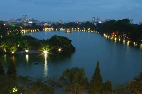 Sử dụng chế phẩm Redoxy - 3C xử lý nước hồ Hà Nội: Những kết quả ban đầu