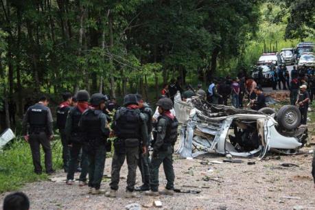 Nổ bom ở miền Nam Thái Lan, 4 cảnh sát thương vong