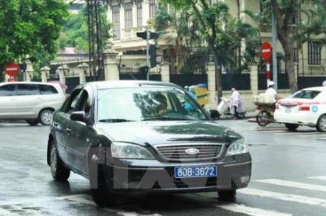 Bộ Tài chính rà soát lại số lượng xe, lái xe công