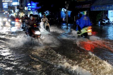 Mưa lớn tiếp tục gây lụt lội ở TP. Hồ Chí Minh