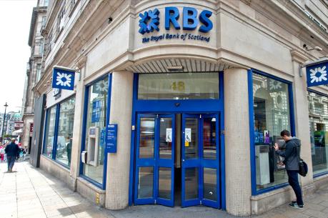 Thêm ngân hàng phải nộp phạt nặng tại Mỹ do bê bối bán trái phiếu/chứng khoán