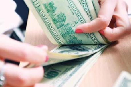Giá USD hôm nay 28/10