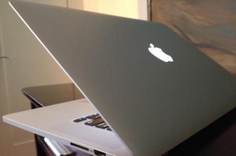 MacBook Pro màn hình kép có thể được ra mắt vào tháng 10