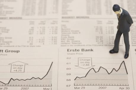 Chứng khoán chiều 30/9: Thị trường giằng co liên tục, VN-Index giảm gần 3 điểm