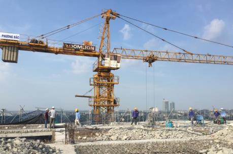 Cuối tháng 10 hoàn thành phá dỡ tầng 19 tòa nhà 8B Lê Trực