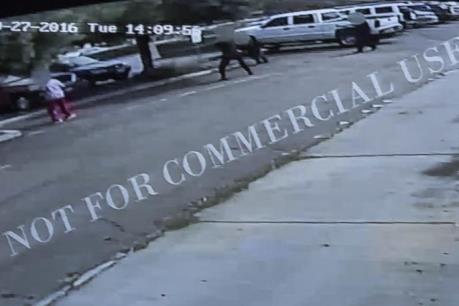 Mỹ công bố video cảnh sát bắn chết người da màu tại bang California