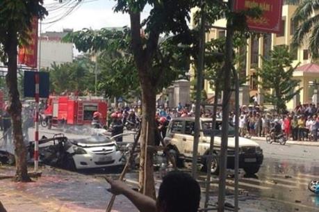 Ô tô phát nổ kinh hoàng giữa thành phố Cẩm Phả, 2 người thiệt mạng