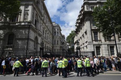 Ngành tài chính Anh đón đầu cơn gió ngược "Brexit cứng"