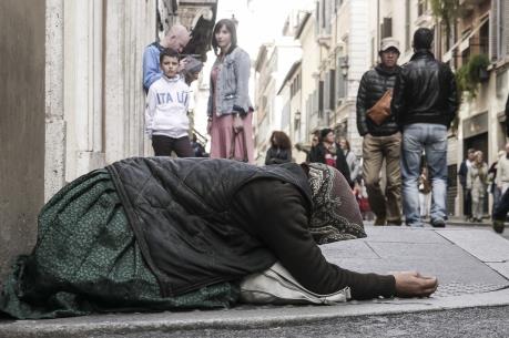 Số người nghèo Italy tăng gấp đôi do khủng hoảng kinh tế