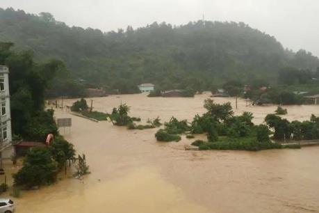 Hàng trăm nhà dân ở Bình Thuận bị ảnh hưởng do mưa lũ