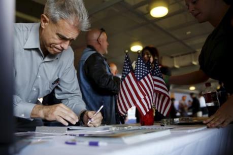 Mỹ: Báo cáo việc làm tháng Chín chưa đủ để thuyết phục Fed nâng lãi suất