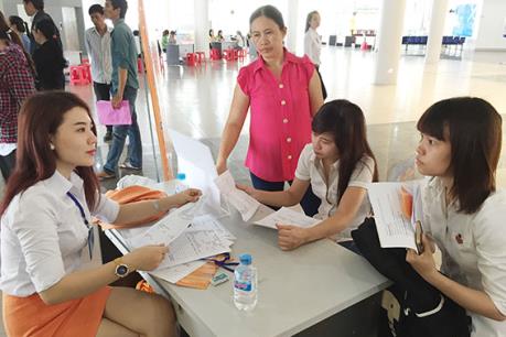 Gần 500 lao động được tuyển dụng tại sàn giao dịch việc làm - Ngày hội việc làm 2016