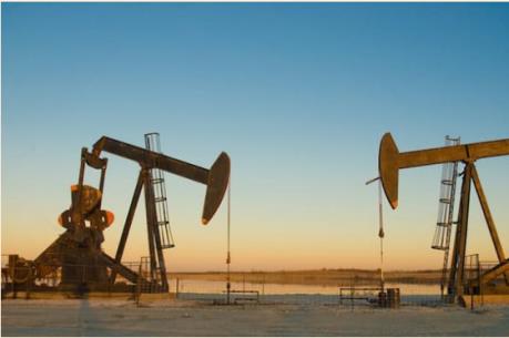 IEA: OPEC phải giảm sản lượng để giá dầu tăng bền vững