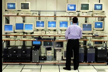 Thị trường máy tính PC tiếp tục ảm đạm trong năm 2016