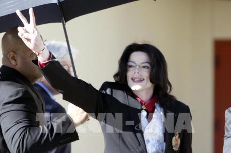 "Vua nhạc Pop" Michael Jackson vẫn đình đám sau khi qua đời