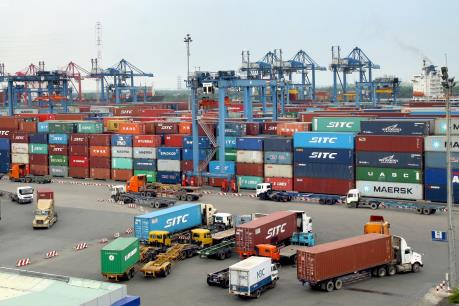 Hoàn thuế đối với hàng hóa nhập khẩu phải tái xuất