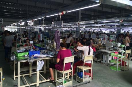 Sản xuất công nghiệp hướng đến chuyển dịch sang chế biến, chế tạo