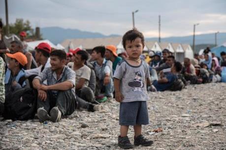 Anh đồng ý tiếp nhận 300 trẻ em Syria từ khu lán trại tị nạn ở Calais