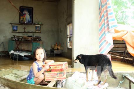 Hỗ trợ kinh phí xử lý môi trường sau mưa lũ tại Hà Tĩnh