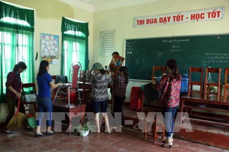 Hơn 300 trường tại Hà Tĩnh phải cho học sinh nghỉ học do mưa lũ