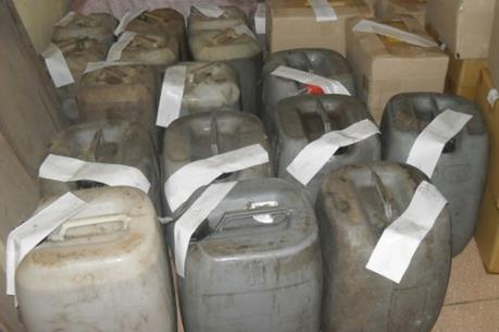 Tp Hồ Chí Minh phát hiện 19 cơ sở sản xuất nước mắm vi phạm an toàn vệ sinh thực phẩm