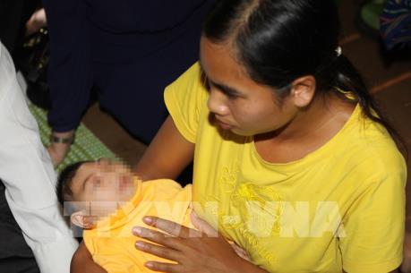 Giám sát trường hợp đầu tiên mắc chứng đầu nhỏ nghi nhiễm vi rút Zika ở Đắk Lắk